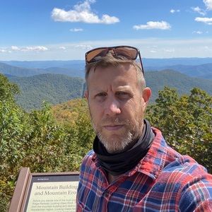 Meet your Posher, Jayson